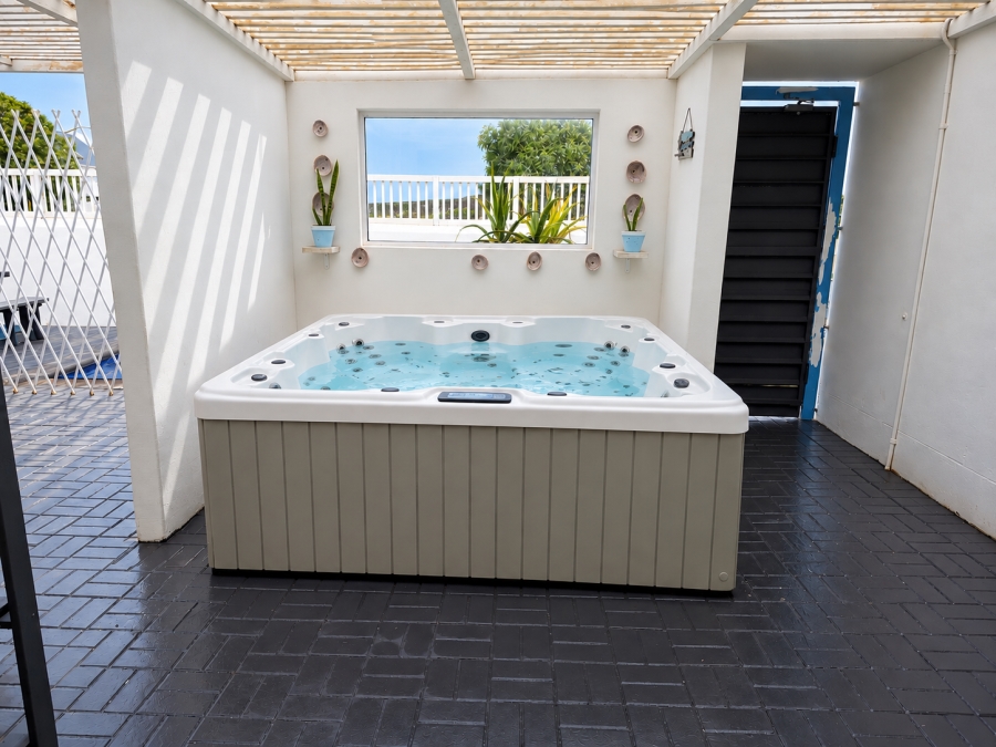 3 Bedroom Property for Sale in Paternoster Western Cape